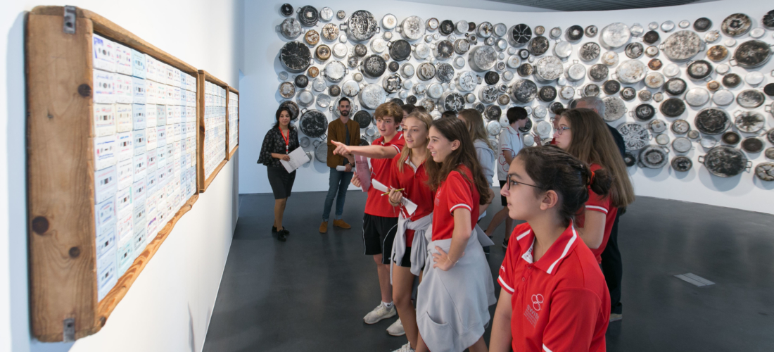 جولة وجلسة مناقشة للمراهقين