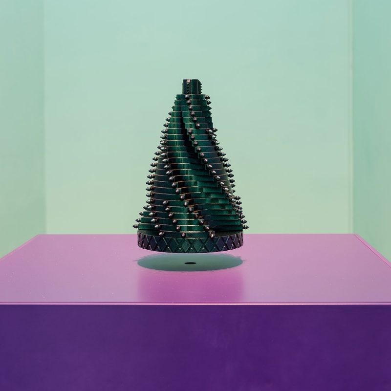 Monira Al Qadiri, OR-BIT 1, 2016, 3D printed plastic sculpture, automotive paint and levitation module, 20 x 30 x 20 cm, Art Jameel Collection. Photo by Mohamed Somji.