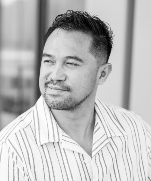 مدير أول للعمليات وتكنولوجيا المعلومات