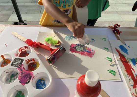 Workshop: Nature’s Art: Creating Eco-Friendly Paints and Brushes from Natural Materials