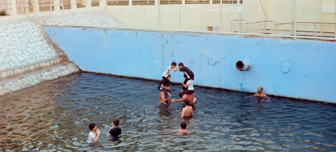 جلسه حوارية: البحار عذبة، دموع الأسماك مالحة – مع محمد الفرج و روتانا شاكر